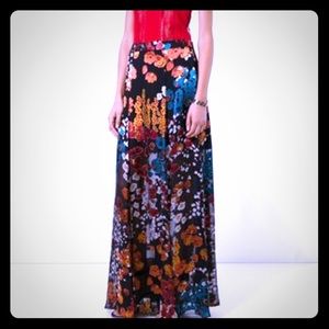 Alice & Olivia stunning Athena Maxi Skirt